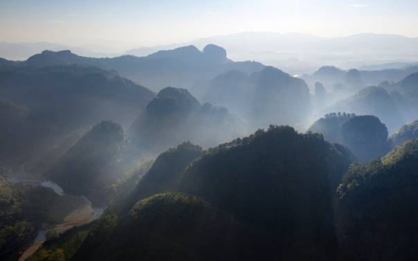 山外山，是什么模樣？